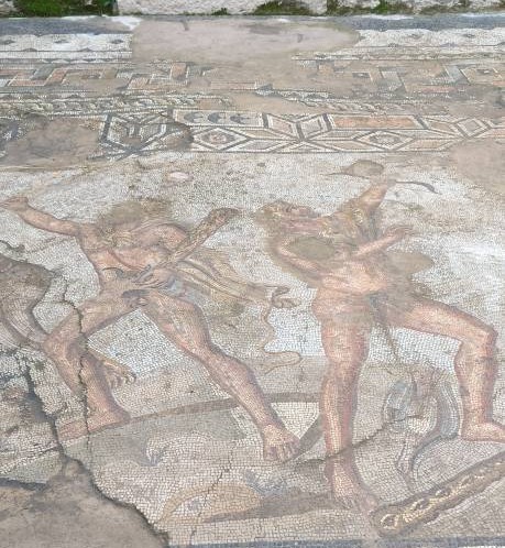 "En av Herakles' tolv legendariske oppgaver er foreviget i en mosaikk.