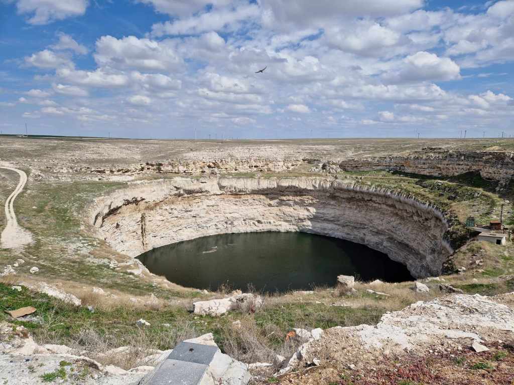 Største Synkehulen i Tyrkia, Obruk Han